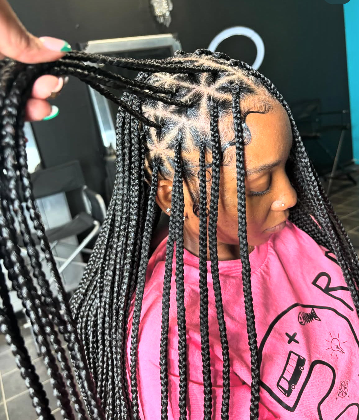 Medium Knotless